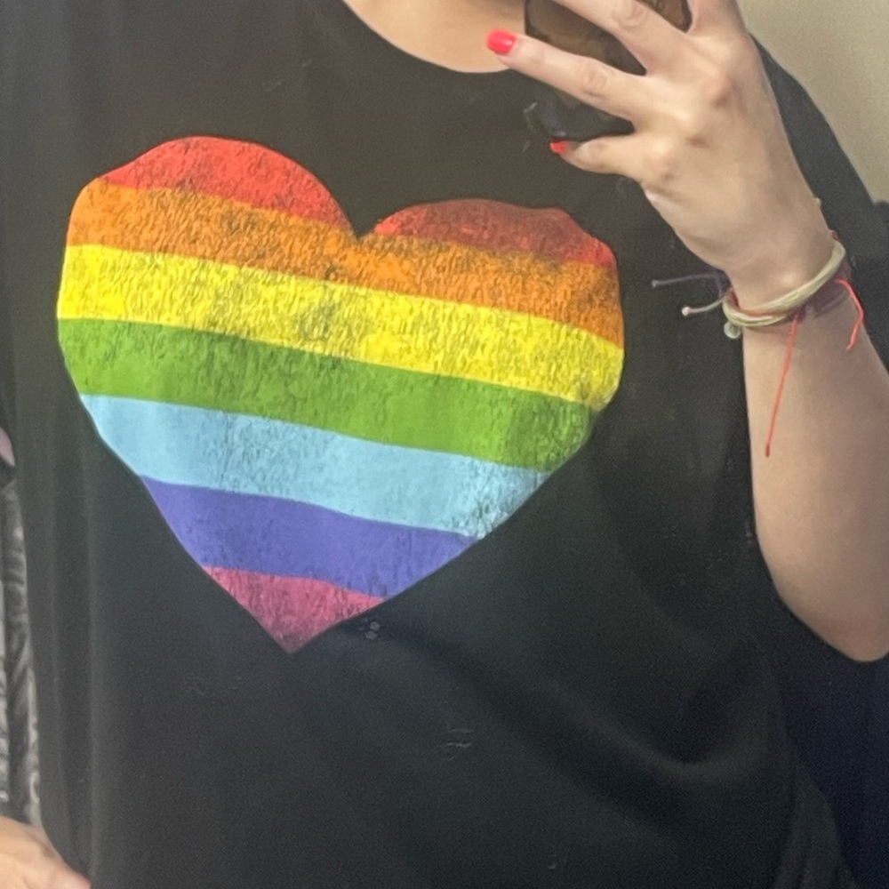 Pride xl black shirt